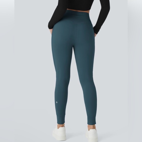 Halara High Waisted Drawstring Side Pocket Joggers NWT - Picture 2 of 5